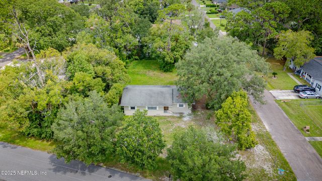1457 BASSETT Road, Jacksonville, FL 32208