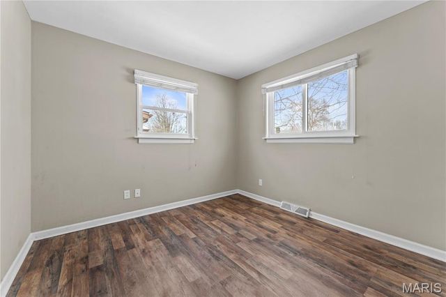 608 Holiday Avenue, Hazelwood, MO 63042