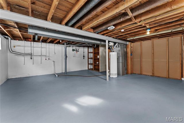 608 Holiday Avenue, Hazelwood, MO 63042