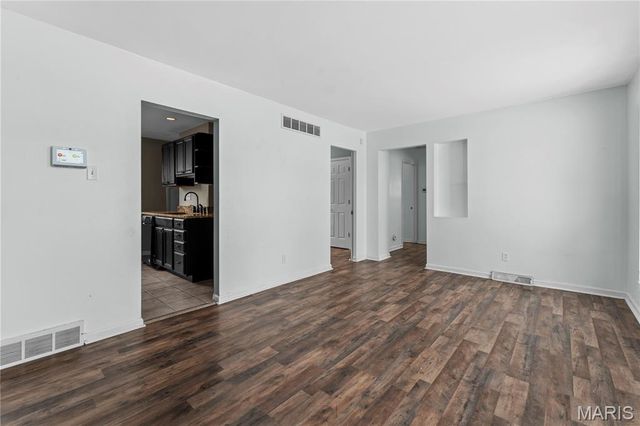 608 Holiday Avenue, Hazelwood, MO 63042