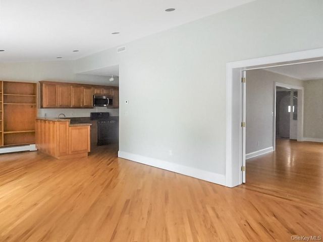 218 Carroll Avenue, Mamaroneck, NY 10543