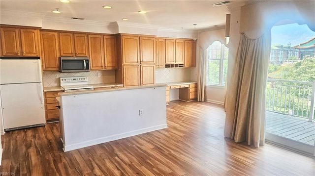 239 Duke St Unit 305, Norfolk, VA 23510