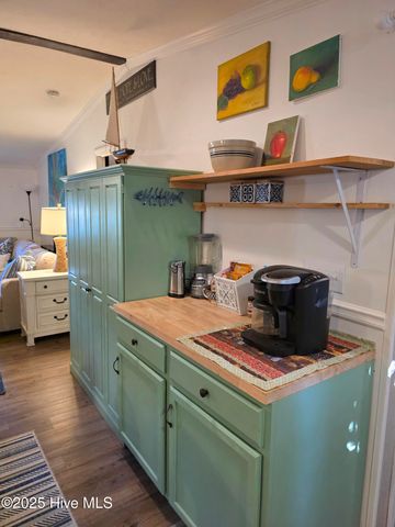 1873 Highway 101, Beaufort, NC 28516