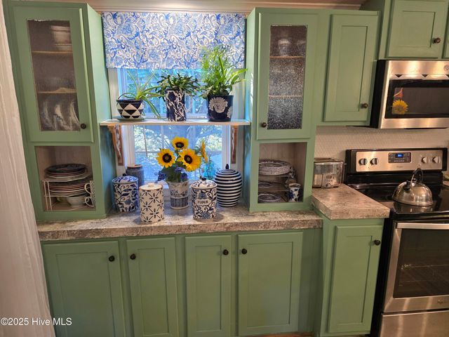 1873 Highway 101, Beaufort, NC 28516