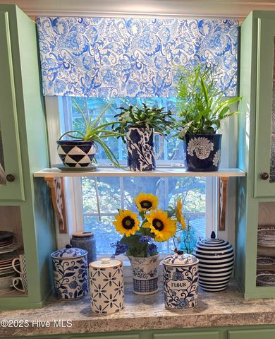 1873 Highway 101, Beaufort, NC 28516