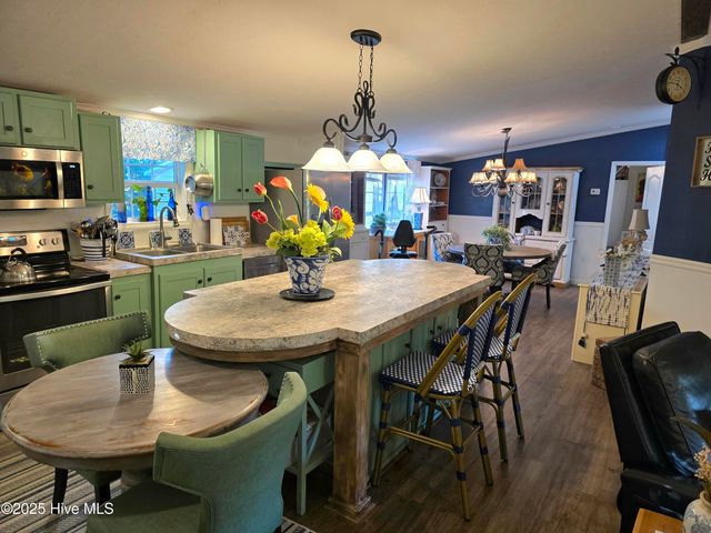 1873 Highway 101, Beaufort, NC 28516