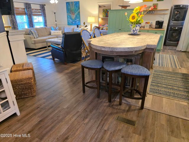 1873 Highway 101, Beaufort, NC 28516