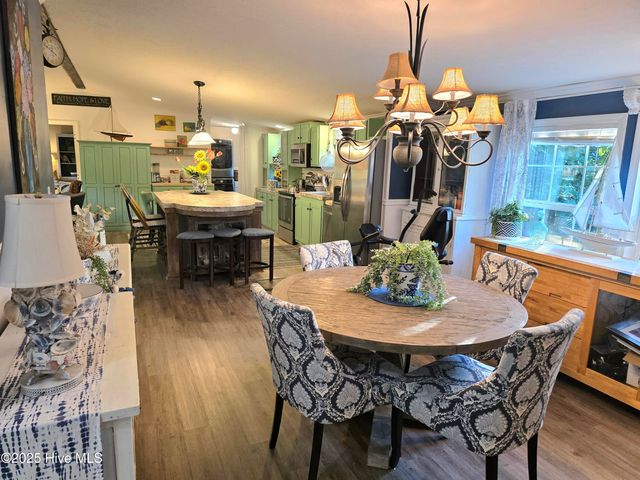 1873 Highway 101, Beaufort, NC 28516