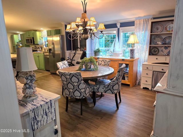 1873 Highway 101, Beaufort, NC 28516