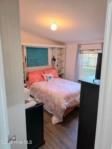 1873 Highway 101, Beaufort, NC 28516