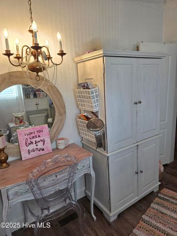 1873 Highway 101, Beaufort, NC 28516