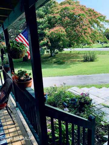 1873 Highway 101, Beaufort, NC 28516