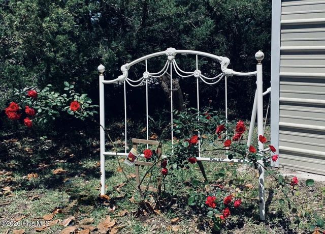 1873 Highway 101, Beaufort, NC 28516