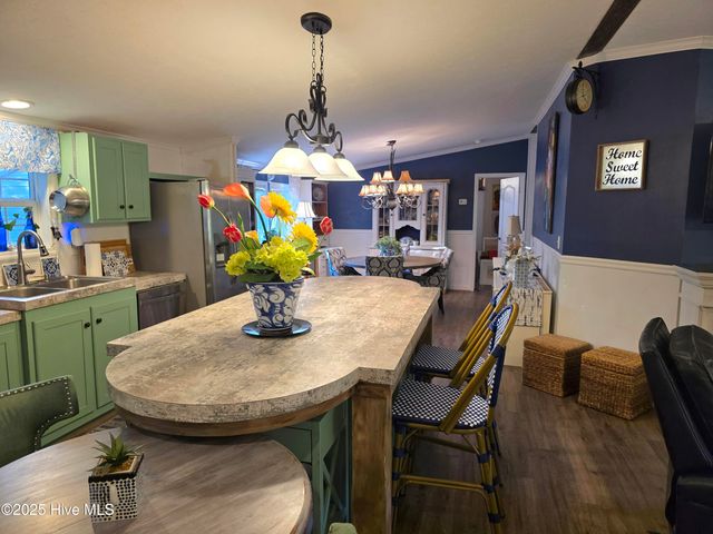 1873 Highway 101, Beaufort, NC 28516