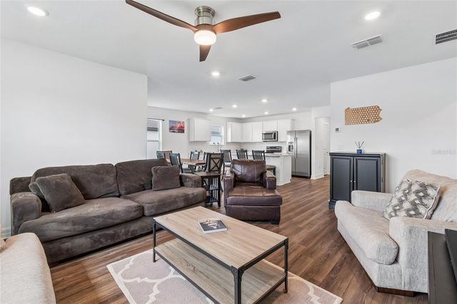 3883 CAPRI COAST DRIVE, Plant City, FL 33565