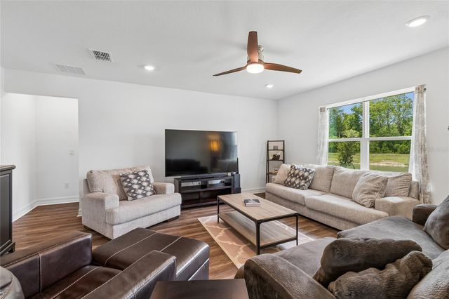 3883 CAPRI COAST DRIVE, Plant City, FL 33565