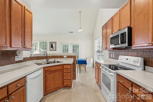 10729 Yellow Tail Court, Charlotte, NC 28270