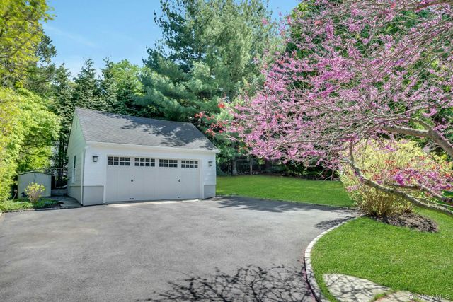 100 Walworth Avenue, Scarsdale, NY 10583