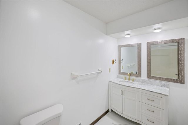3656 Brookdale Drive N, Brooklyn Park, MN 55443