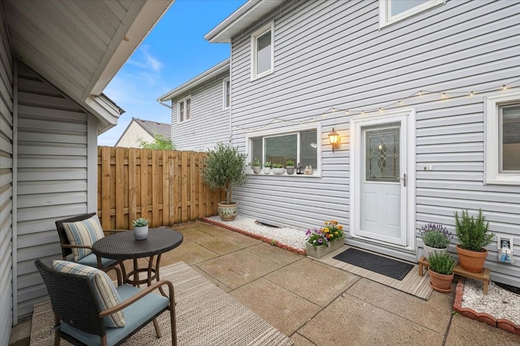 3656 Brookdale Drive N, Brooklyn Park, MN 55443 — photo 2