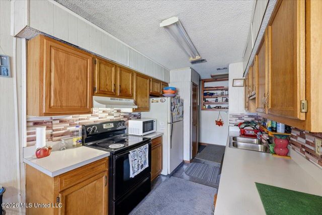 4615 Wyndallwood Drive, Jackson, MS 39212