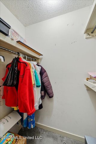 4615 Wyndallwood Drive, Jackson, MS 39212