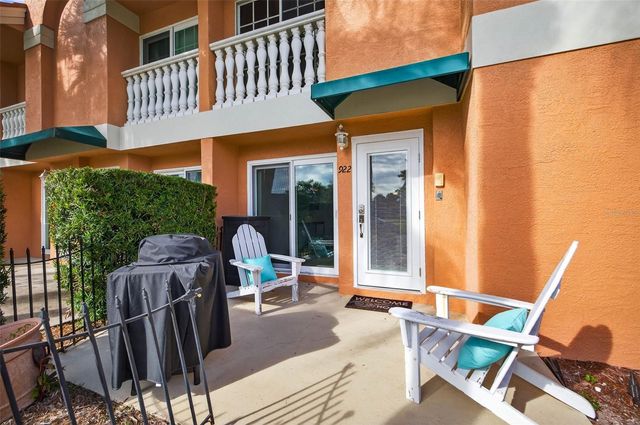 922 N SHORE DRIVE NE, St Petersburg, FL 33701