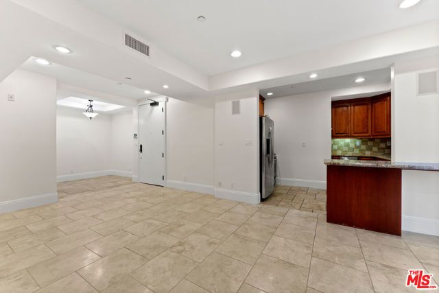 16123 W Sunset Boulevard 101, Pacific Palisades (los Angeles), CA 90272