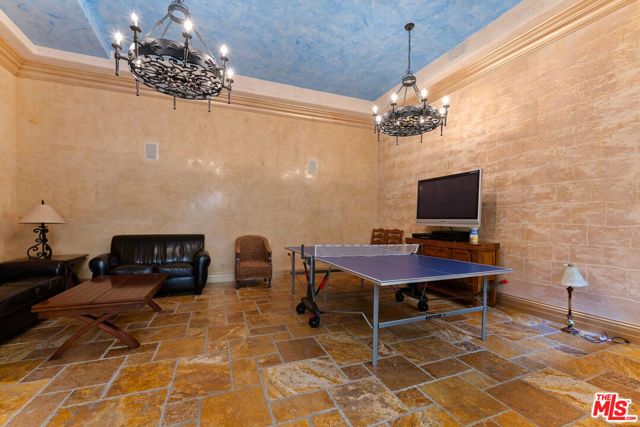 16123 W Sunset Boulevard 101, Pacific Palisades (los Angeles), CA 90272