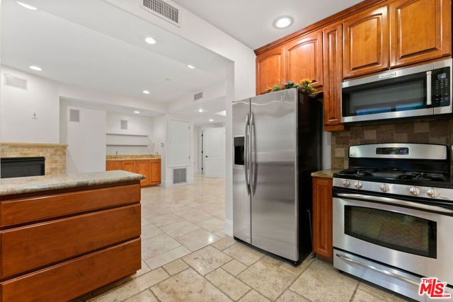 16123 W Sunset Boulevard 101, Pacific Palisades (los Angeles), CA 90272