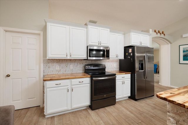 8343 NITTANY ROAD, Weeki Wachee, FL 34613