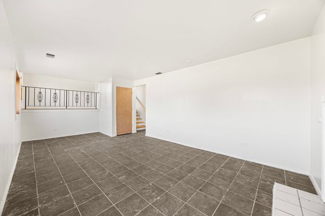 4024 W 172nd Place, Country Club Hills, IL 60478