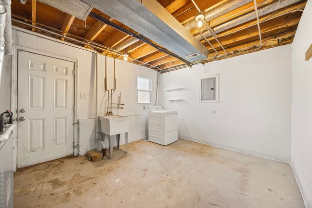 4024 W 172nd Place, Country Club Hills, IL 60478