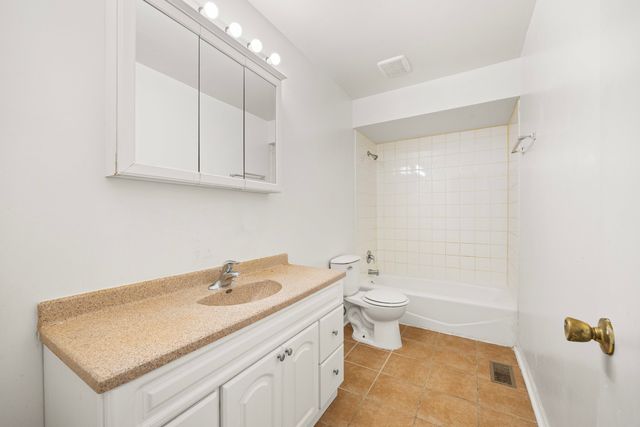 4024 W 172nd Place, Country Club Hills, IL 60478