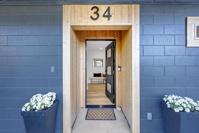 34 Kulalani Cir, Kula, HI 96790