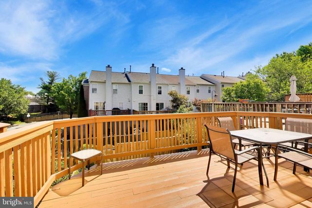 4 EARTH STAR CT, Gaithersburg, MD 20878