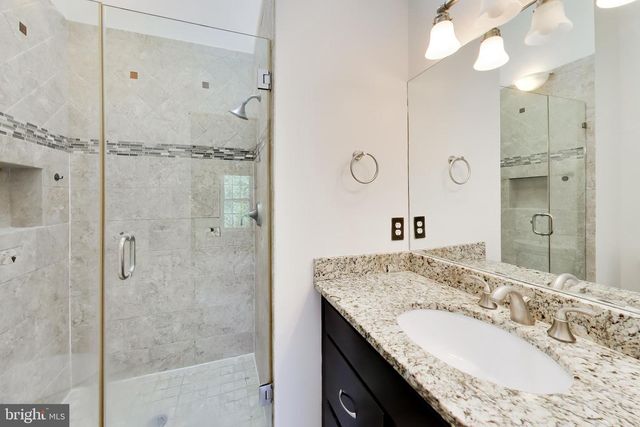 4 EARTH STAR CT, Gaithersburg, MD 20878