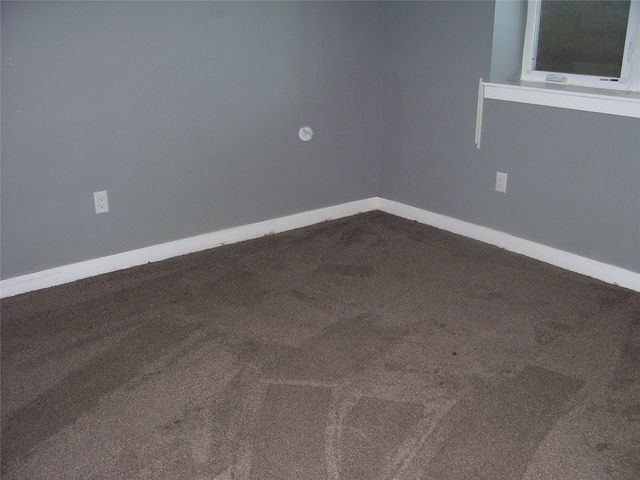 1700 Croell Avenue, Tiffin, IA 52340