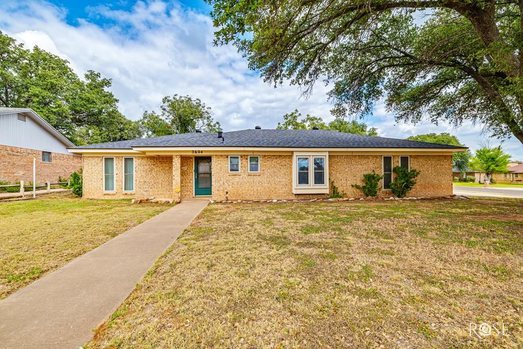 Image 1 of property listing at 3604 Old Post Circle, San Angelo, TX 76904