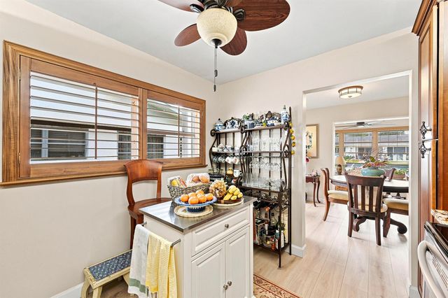 8621 NW 10th Street, Plantation, FL 33322