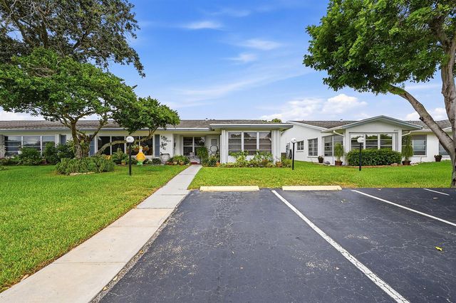 8621 NW 10th Street, Plantation, FL 33322