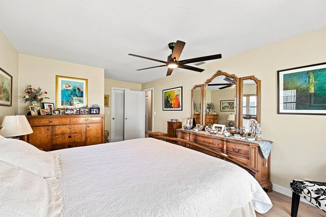 8621 NW 10th Street, Plantation, FL 33322
