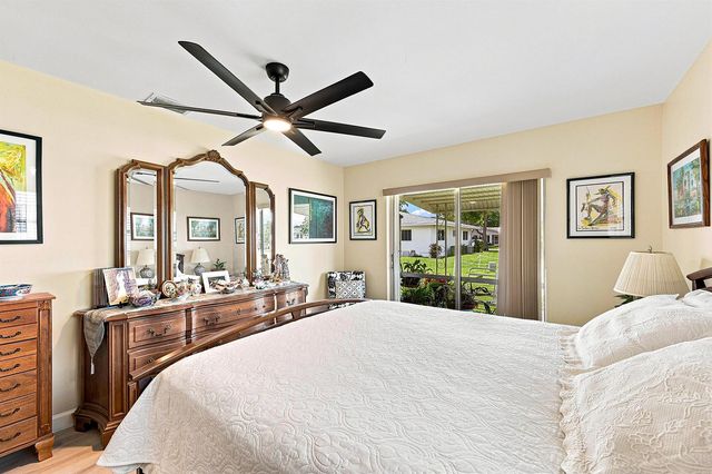 8621 NW 10th Street, Plantation, FL 33322