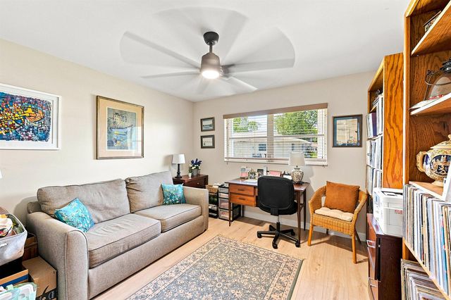 8621 NW 10th Street, Plantation, FL 33322