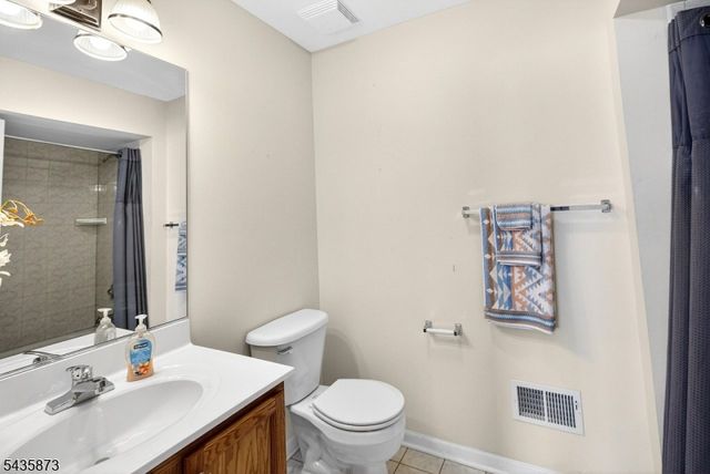 13 Fairchild Ln, Wantage Twp., NJ 07461