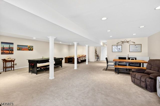 13 Fairchild Ln, Wantage Twp., NJ 07461