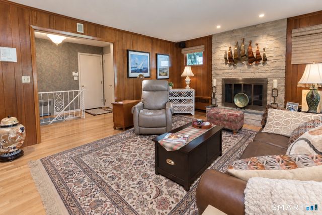 66 Lovelace Drive, West Hartford, CT 06117