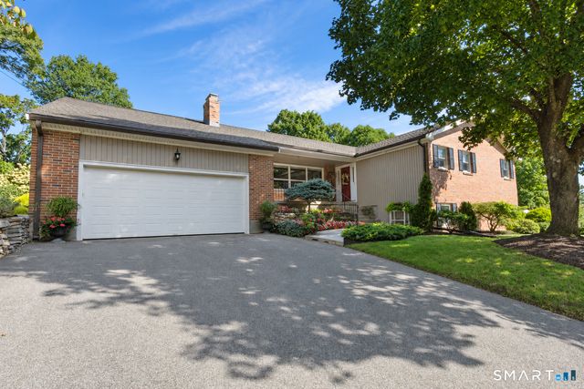 66 Lovelace Drive, West Hartford, CT 06117