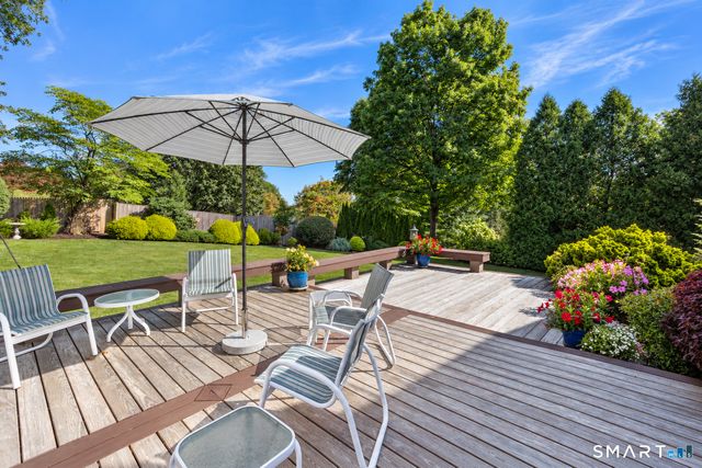 66 Lovelace Drive, West Hartford, CT 06117