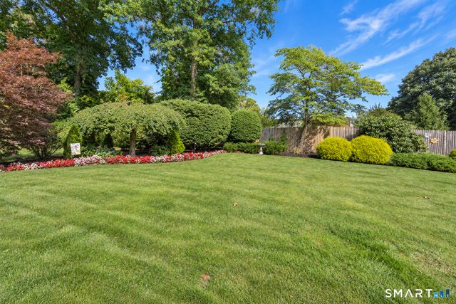 66 Lovelace Drive, West Hartford, CT 06117